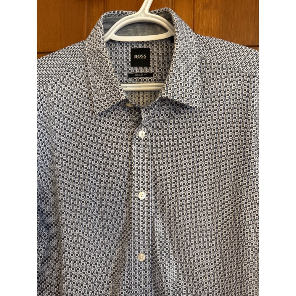Hugo Boss Regular Fit Button-Down Shirt Mens M Blue Long Sleeve Patterned